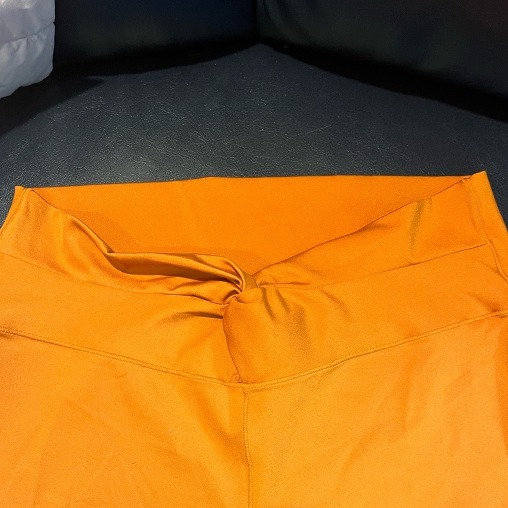 Women's Orange Bell Bottom Nylon Pants Size Large twist waistband 70’s Vibe - Picture 6 of 6